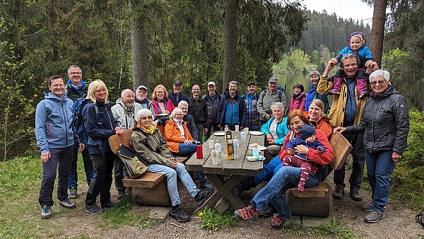 Wandergruppe Chlaustha-Zellerfeld/Freiberg 2024: der jüngste Teilnehmer war gerade 10 Monate, der älteste fast 90 (Foto: PS).