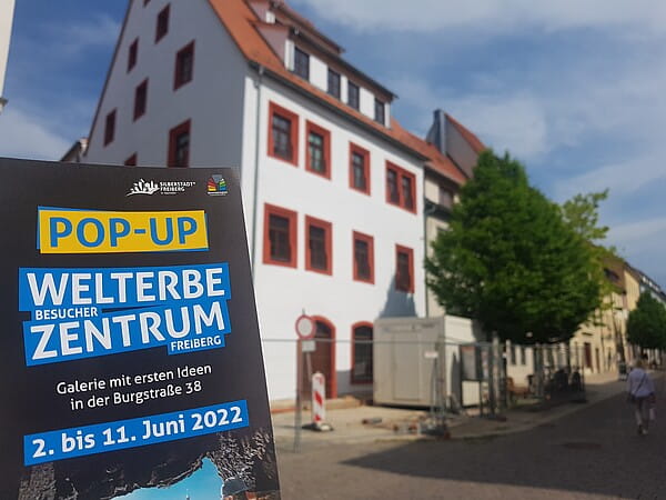 Wo im Hintergrund noch fließig gebaut wird, entsteht bis 2. Juni die Pop-Up-Galerie zum Welterbe-Zentrum: Burgstraße 38 (Burgstraße/Ecke Moritzstraße).